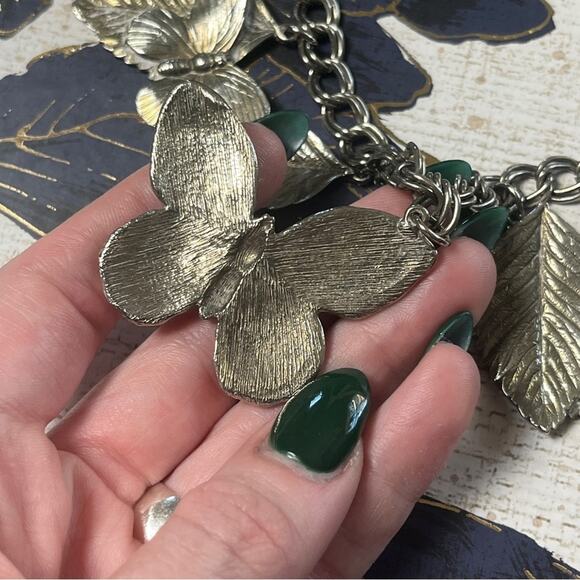 Vintage Antiqued Silver Artisan Butterfly and Leaf Charm Statement Necklace D2 - Picture 10 of 13